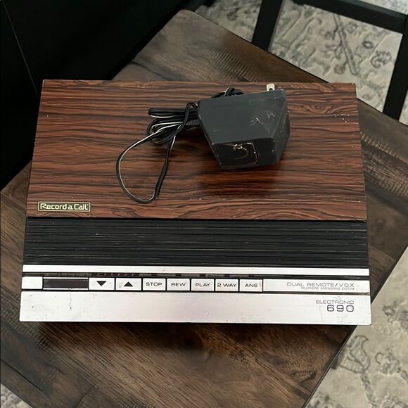 Brown and Black answering Office Console with Timeless Design - Picture 1 of 4